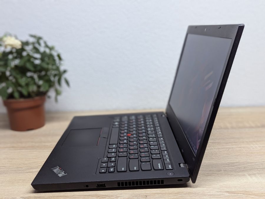 Уцінка! Ноутбук Б/В Lenovo ThinkPad L480, Intel Core i5-8250U, DDR4 8 GB, SSD 128GB, 14" UHD