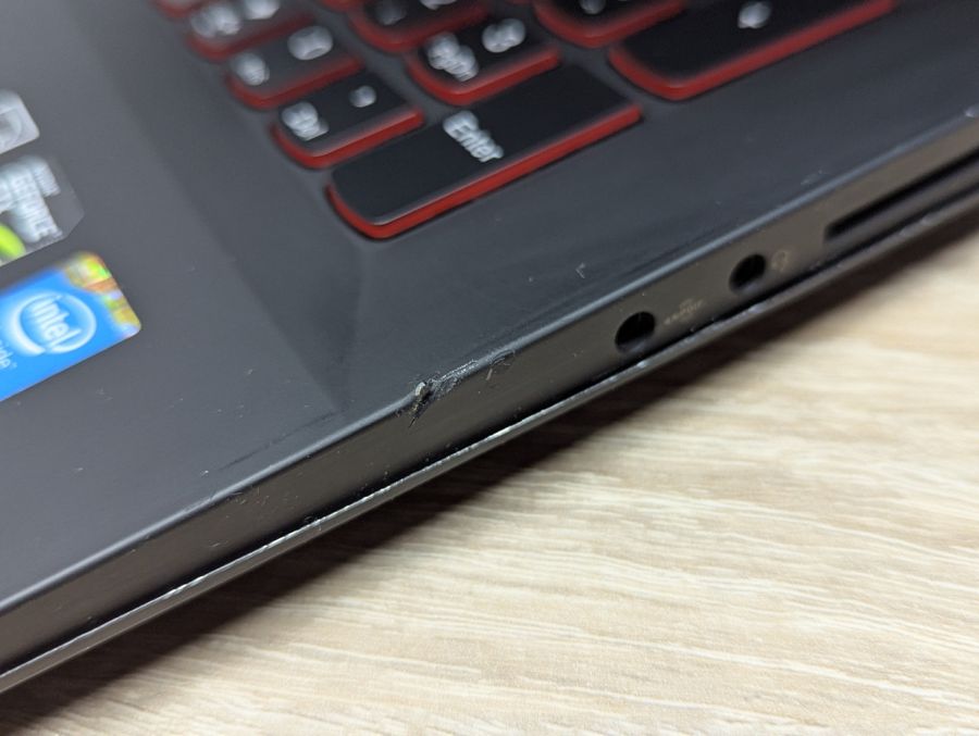 Ноутбук Б/В Lenovo IdeaPad Y50-70, Intel Core i7-4710HQ, DDR3 16 GB, SSD 512GB, NVIDIA GeForce GTX 860M 2Gb, 15.6" Full HD