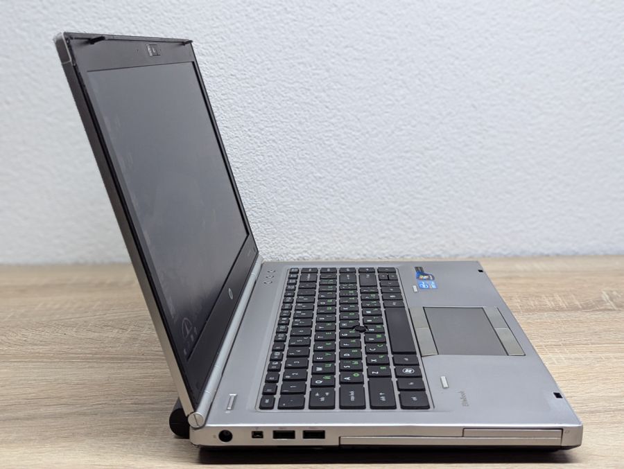Уцінка! Ноутбук Б/В HP EliteBook 8460P, Intel Core i5-2540M, DDR3 8 GB, SSD 128GB, 14" HD
