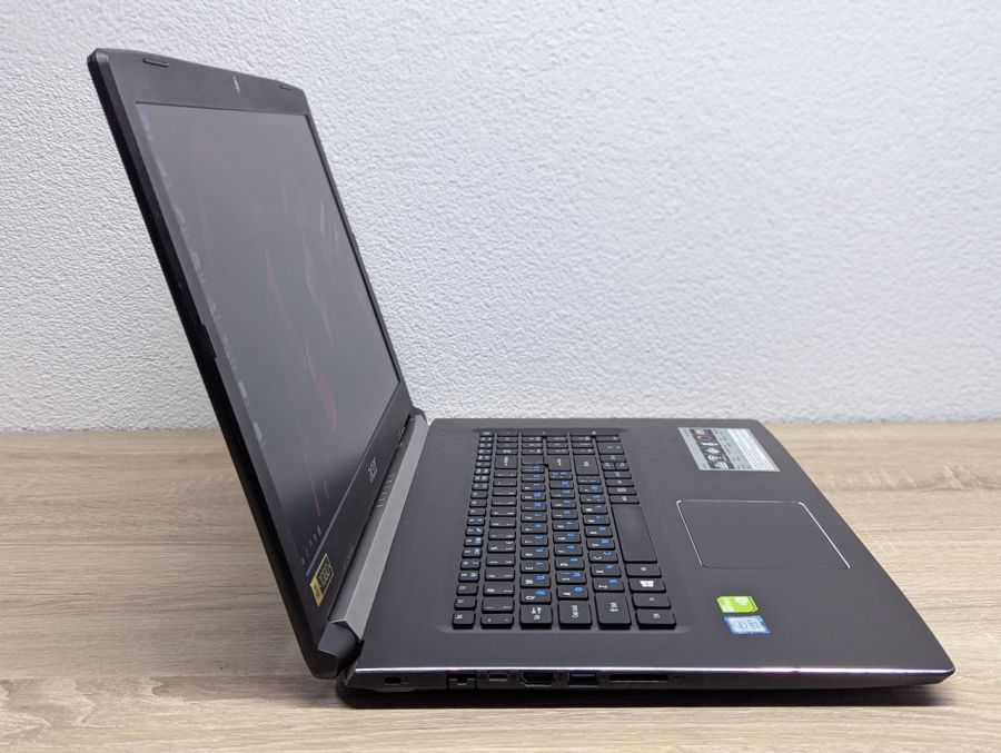 Ноутбук Б/В Acer Aspire A517 51G, Intel Core i5-8250U, DDR4 12 GB, SSD 128GB + HDD 512GB, NVIDIA GeForce MX150 2Gb, 17" Full HD