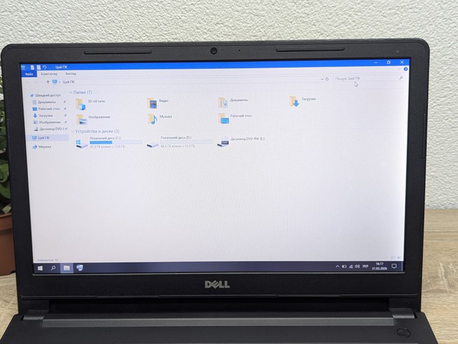 Ноутбук Б/В Dell Vostro 15-3568, Intel Core i3-7130U, DDR4 8GB, SSD 128GB, 15" HD