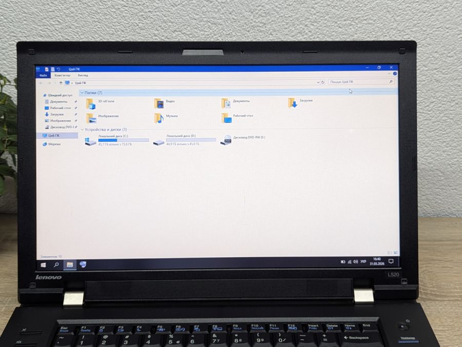 Ноутбук Б/В Lenovo L520, Intel Core i3-2330M, DDR3 8GB, SSD 128GB, 15.6" HD Сенсор