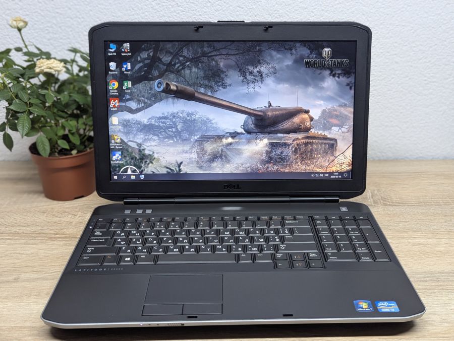 Ноутбук Б/В Dell Latitude E5530, Intel Core i3-3110M, DDR3 8 GB, SSD 128GB, 15.6" HD