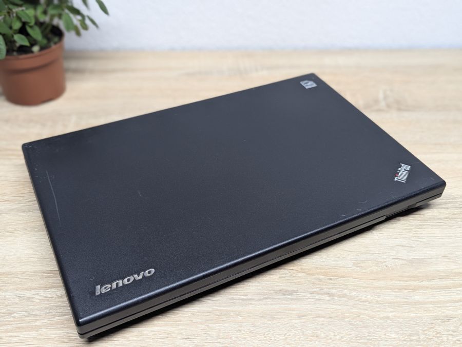 Уцінка! Ноутбук Б/В Lenovo L520, Intel Core i3-2330M, DDR3 8 GB, SSD 128GB, 15.6" HD Сенсор