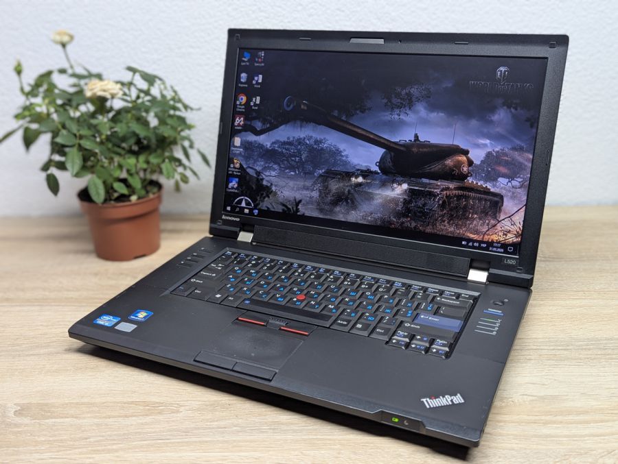 Уцінка! Ноутбук Б/В Lenovo L520, Intel Core i3-2330M, DDR3 8 GB, SSD 128GB, 15.6" HD Сенсор