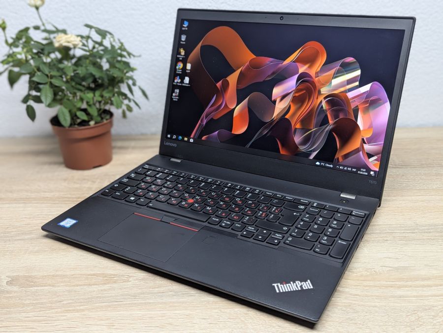 Уцінка! Ноутбук Б/В Lenovo ThinkPad T570, Intel Core i5-7300U, DDR4 8 GB, SSD 128GB, 15.6" Full HD