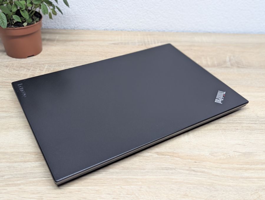 Уцінка! Ноутбук Б/В Lenovo ThinkPad T570, Intel Core i5-7300U, DDR4 8 GB, SSD 128GB, 15.6" Full HD
