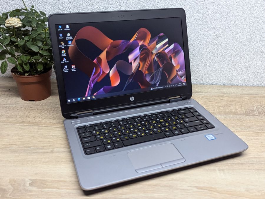 Ноутбук Б/В HP ProBook 640 G3, Intel Core i5-7200U, DDR3 8 GB, SSD 128GB, 14" HD