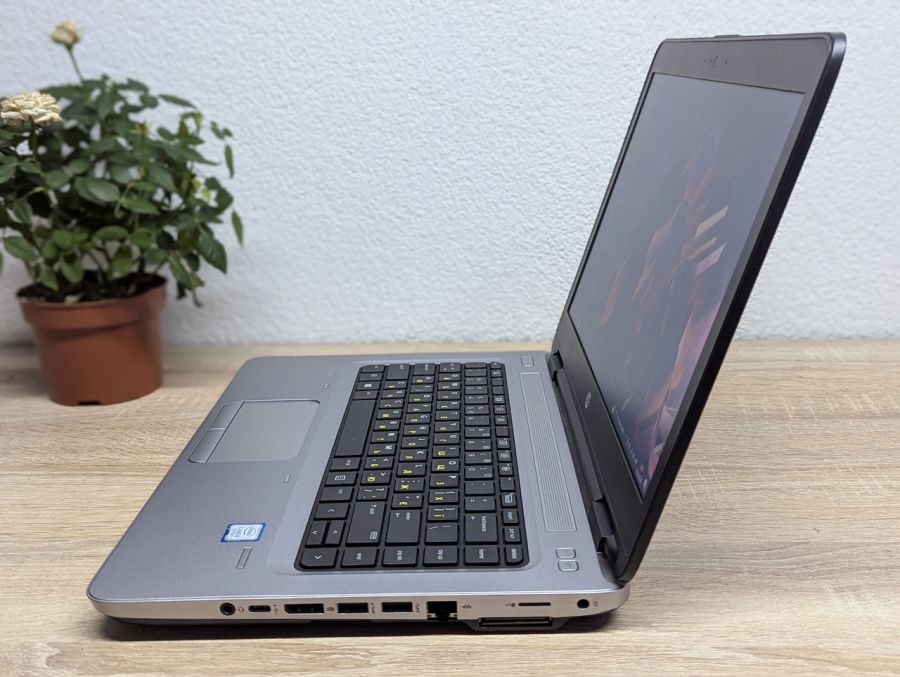 Ноутбук Б/В HP ProBook 640 G3, Intel Core i5-7200U, DDR3 8GB, SSD 128GB, 14" HD