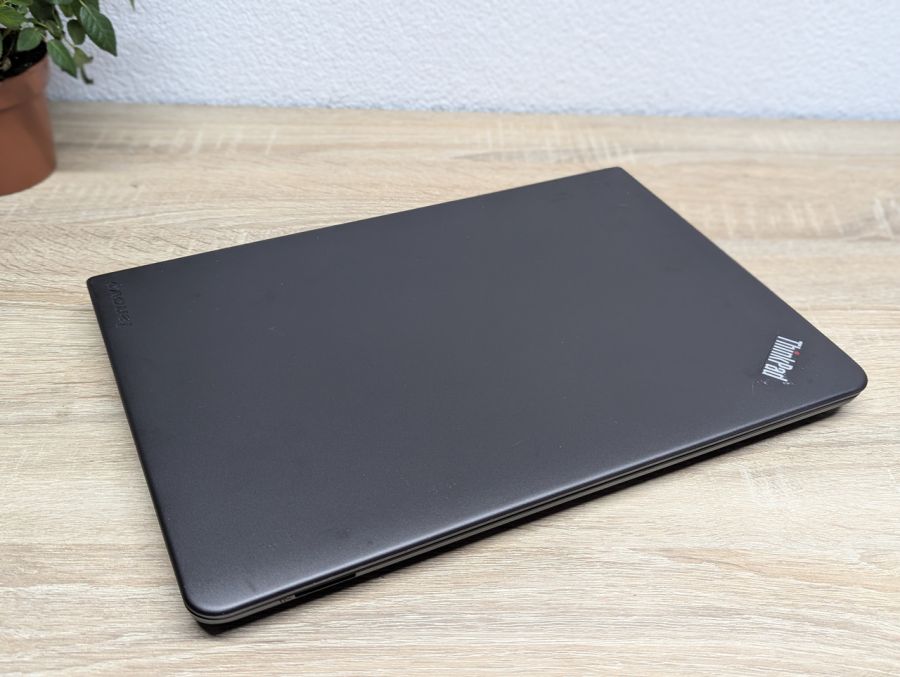 Ноутбук Б/В Lenovo ThinkPad E450, Intel Core i3-5005U, DDR3 8 GB, SSD 128GB, 14" Full HD