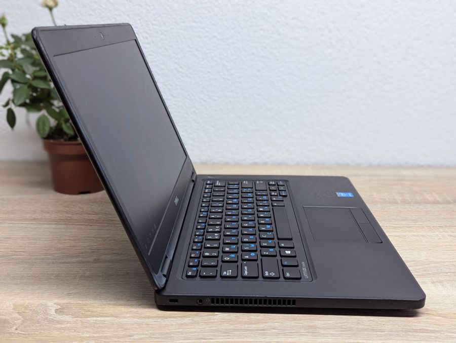 Ноутбук Б/В Dell Latitude E5450, Intel Core i5-4210U, DDR3 8 GB, SSD 128GB, 14" HD