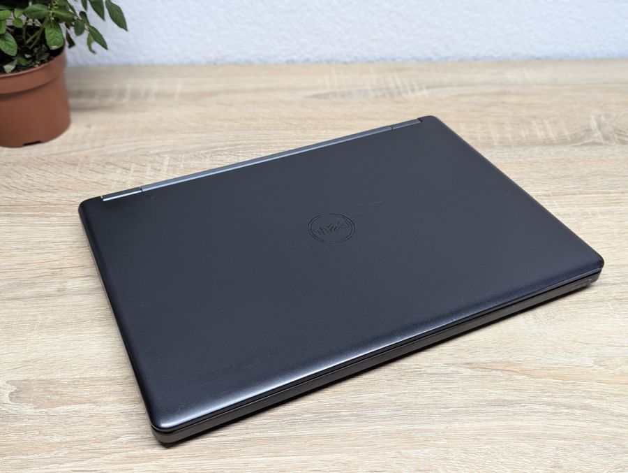 Ноутбук Б/В Dell Latitude E5450, Intel Core i5-4210U, DDR3 8 GB, SSD 128GB, 14" HD