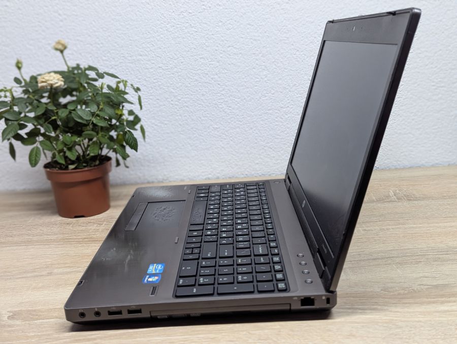 Уцінка! Ноутбук Б/В HP ProBook 6570B, Intel Core i5-2410M, DDR3 8 GB, HDD 500GB, AMD Radeon HD 7400M, 15.6" HD