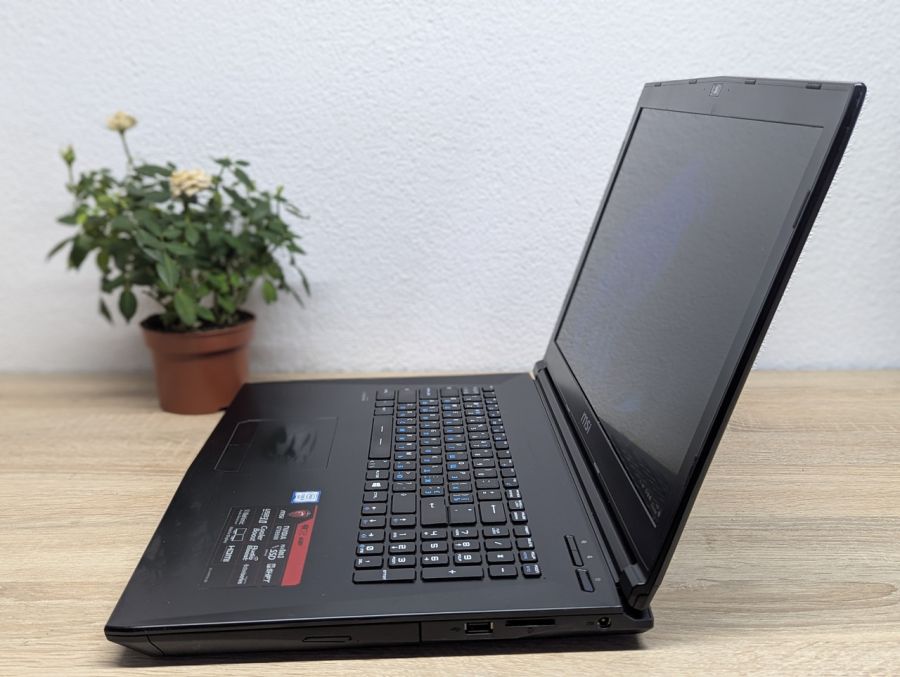 Ноутбук Б/В MSI MS-GL72, Intel Core i5-6300HQ, DDR4 16GB, SSD 256GB + SSD 1TB, NVIDIA GeForce GTX 950M 2GB, 17" Full HD