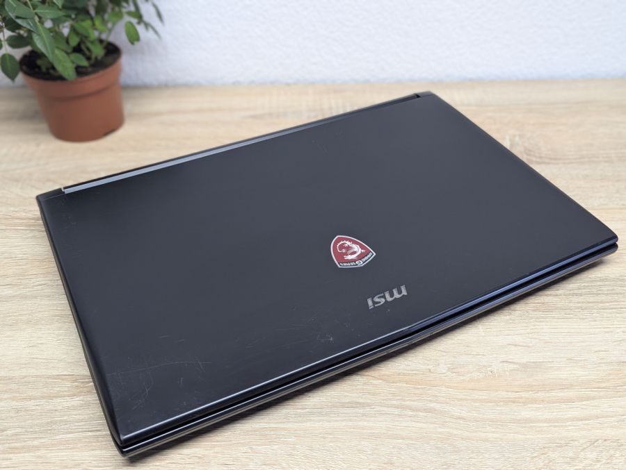 Ноутбук Б/В MSI MS-GL72 6QF, Intel Core i7-6700HQ, DDR4 16 GB, SSD 256GB + SSD 1TB, GTX 960M 2Gb, 17" Full HD