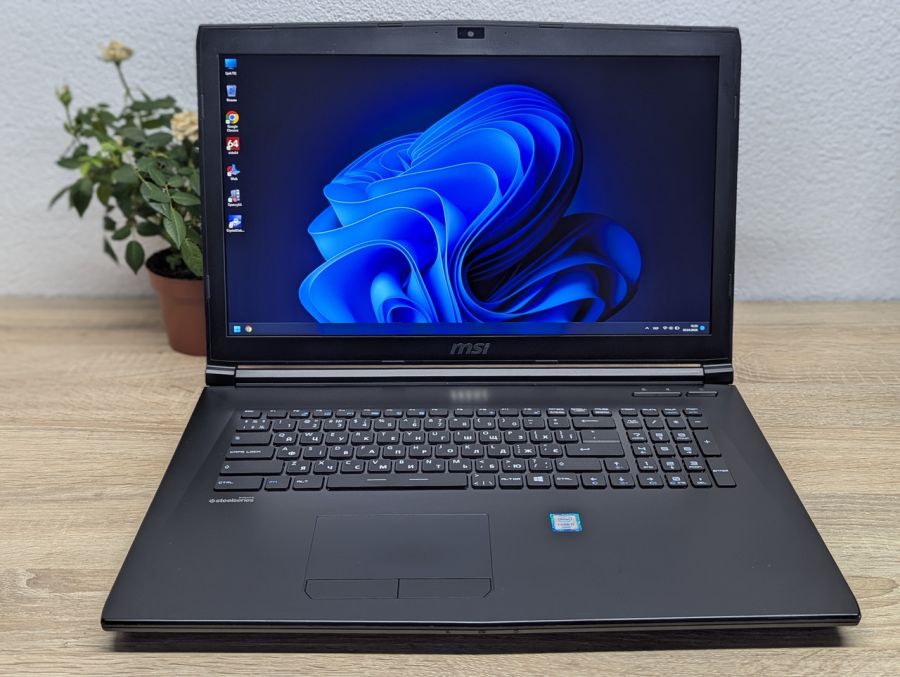 Ноутбук Б/В MSI MS-GL72 6QF, Intel Core i7-6700HQ, DDR4 16 GB, SSD 256GB + SSD 1TB, GTX 960M 2Gb, 17" Full HD