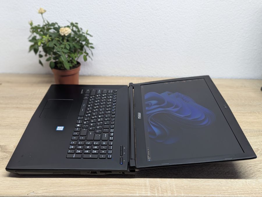 Ноутбук Б/В MSI MS-GL72 6QFApache Pro, Intel Core i7-6700HQ, DDR4 16GB, SSD 256GB + SSD 1TB, NVIDIA GeForce GTX 960M 2GB, 17" Full HD