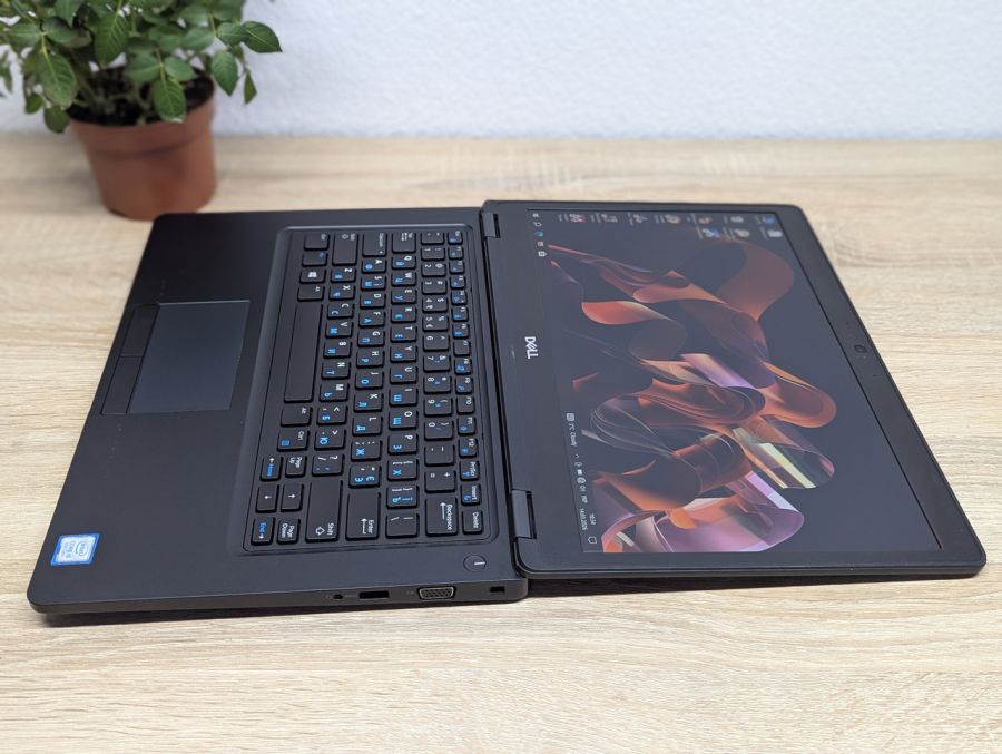 Ноутбук Б/В Dell Latitude 5490, Intel Core i5-8350U, DDR4 8 GB, SSD 256GB, 14" Full HD