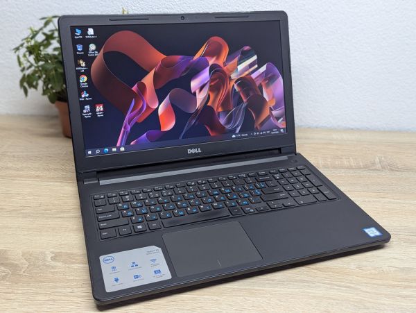 Уцінка! Ноутбук Б/В Dell Vostro 15-3568, Intel Core i3-6100U, DDR4 8 GB, SSD 128GB, 15.6" HD