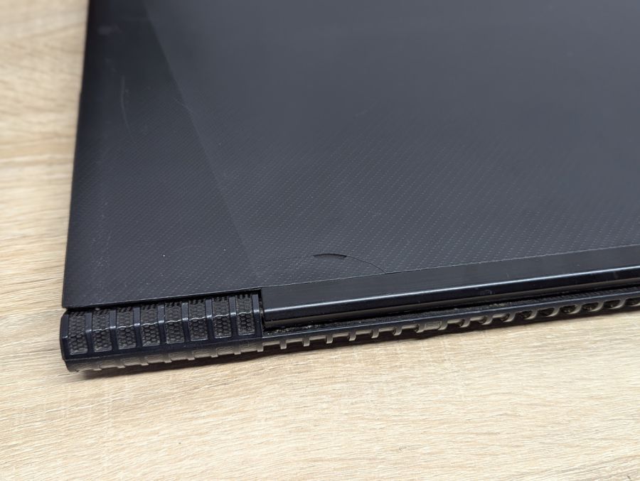 Уцінка! Ноутбук Б/В Lenovo Legion Y520-15IKBN, Intel Core i5-7300HQ, DDR4 16 GB, SSD 512GB, NVIDIA GeForce GTX 1050 2Gb, 15.6" Full HD