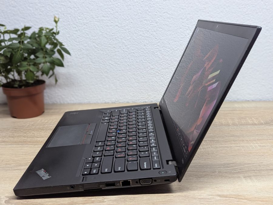Ноутбук Б/В Lenovo ThinkPad T450S, Intel Core i7-5600U, DDR3 8 GB, SSD 128GB, 14" Full HD