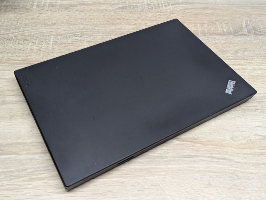 Уцінка! Ноутбук Б/В Lenovo ThinkPad T460P, Intel Core i5-6300HQ, DDR4 8 GB, SSD 128GB, 14" Full HD