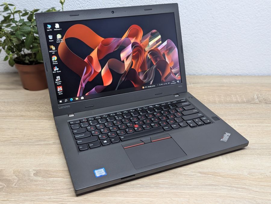 Ноутбук Б/В Lenovo ThinkPad T460P, Intel Core i5-6300HQ, DDR4 8GB, SSD 128GB, 14" Full HD