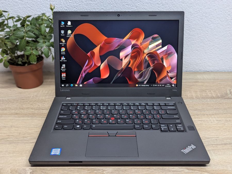 Уцінка! Ноутбук Б/В Lenovo ThinkPad T460P, Intel Core i5-6300HQ, DDR4 8 GB, SSD 128GB, 14" Full HD