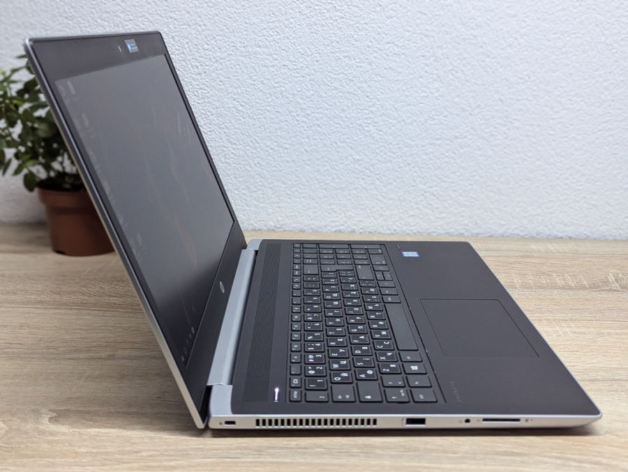 Ноутбук Б/В HP ProBook 450 G5, Intel Core i5-8250U, DDR4 8 GB, SSD 128GB, 15.6" Full HD