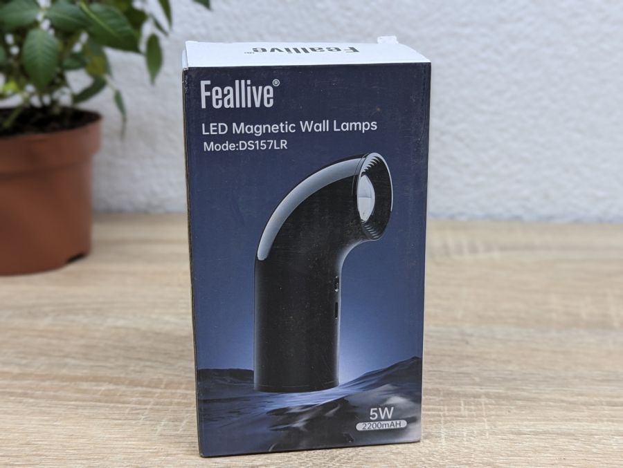 Новий Магнітний світлодіодний світильник Feallive DS157LR