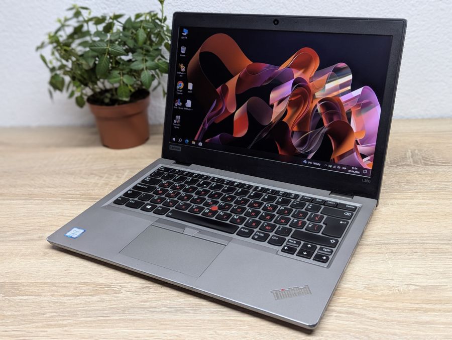 Уцінка! Ноутбук Б/В Lenovo ThinkPad L380, Intel Core i3-7020U, DDR4 8 GB, SSD 128GB, 13" Full HD