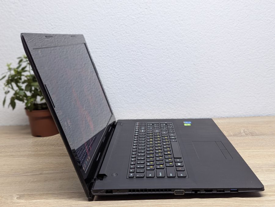 Ноутбук Б/В Lenovo G70-70, Intel Core i5-4210U, DDR3 8 GB, SSD 256GB, NVIDIA GeForce GTX 820M 2Gb, 17.3" [ProductHub SKU L544]