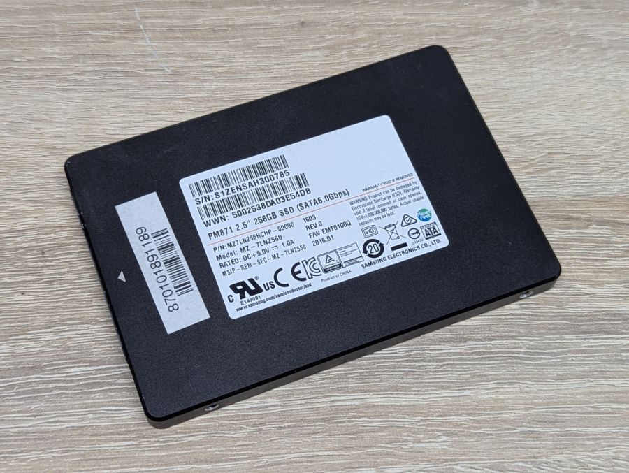 SSD Samsung PM871 256 ГБ 2.5" Б/В