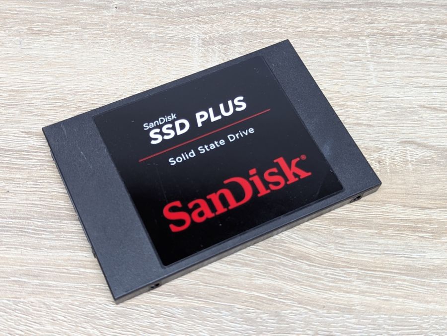 Б/В SSD SanDisk PLUS 120 ГБ