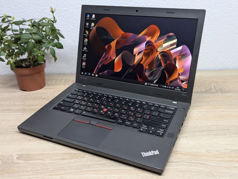 Ноутбук Б/В Lenovo ThinkPad T460P, Intel Core i5-6300HQ, DDR4 8GB, SSD 128GB, 14" Full HD