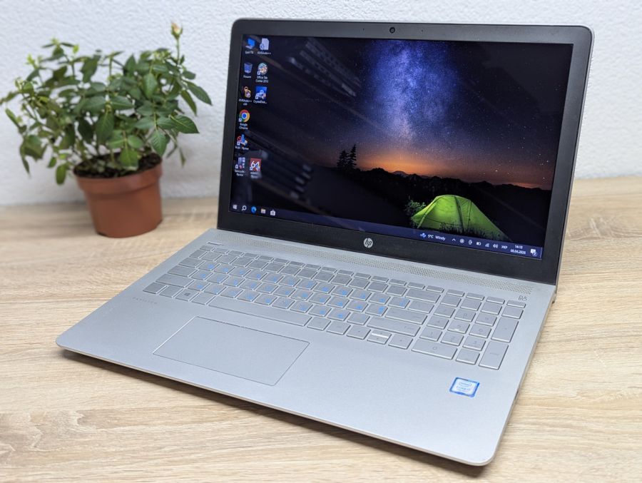 Ноутбук Б/В HP Pavilion Laptop 15, Intel Core i7-7500U, DDR4 16 GB, SSD 256GB, 15.6" Full HD Сенсор