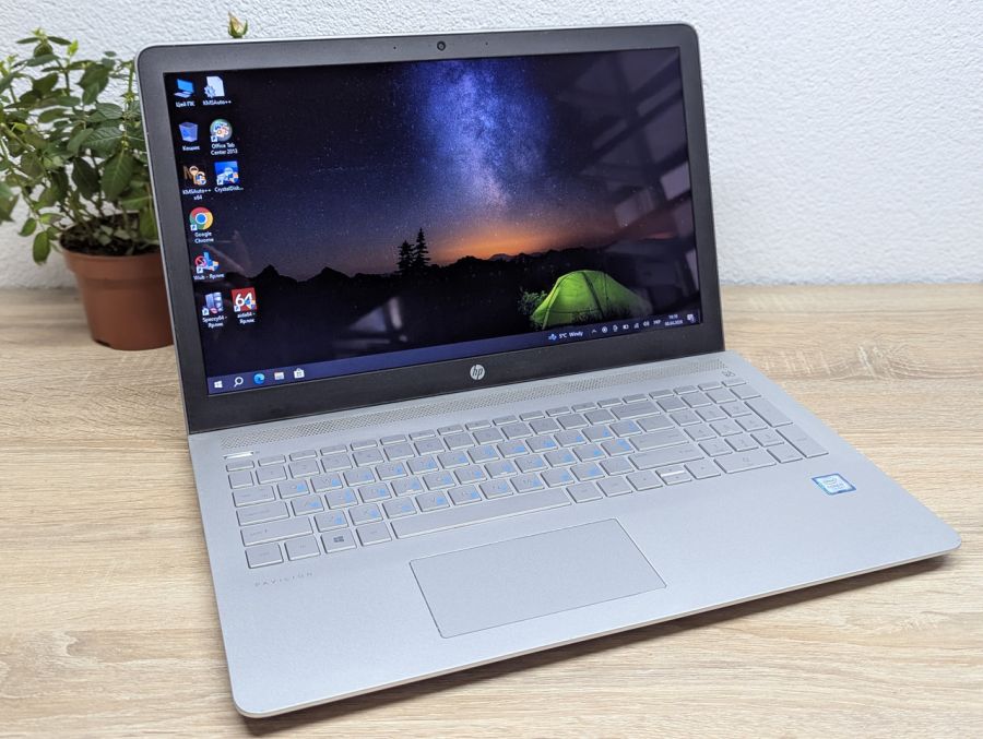 Ноутбук Б/В HP Pavilion Laptop 15, Intel Core i7-7500U, DDR4 16 GB, SSD 256GB, 15.6" Full HD Сенсор