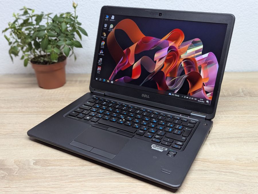 Ноутбук Б/В Dell Latitude E7450, Intel Core i5-5300U, DDR3 8 GB, SSD 128GB, 14" Full HD