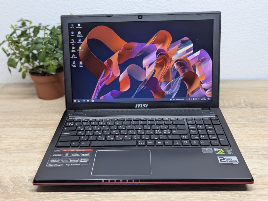 Ноутбук Б/В MSI GE60 2PC Apache, Intel Core i7-4700HQ, DDR3 16 GB, SSD 512GB, NVIDIA GeForce GTX 850M 2Gb, 15.6" Full HD