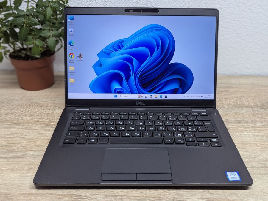 Ноутбук Б/В Dell Latitude 5300, Intel Core i5-8365U, DDR4 16 GB, SSD 256GB, 13" Full HD Сенсор