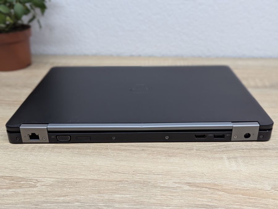 Ноутбук Б/В Dell Latitude E5470, Intel Core i5-6300U, DDR4 8 GB, SSD 128GB, 14" Full HD