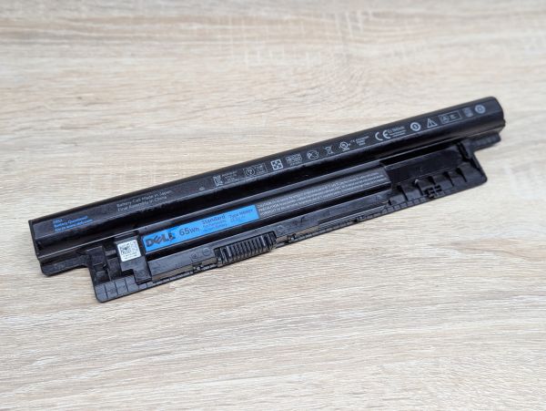 Б/В Акумуляторна батарея Dell MR90Y