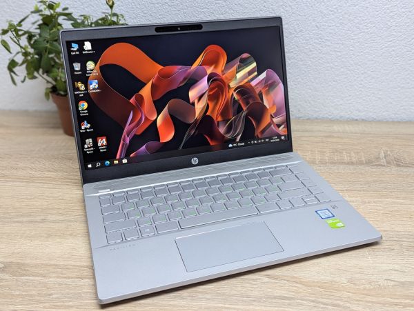 Ноутбук Б/В HP Pavilion Laptop 14, Intel Core i7-8550U, DDR4 16 GB, SSD 512GB, GeForce MX130 2 Gb, 14" Full HD