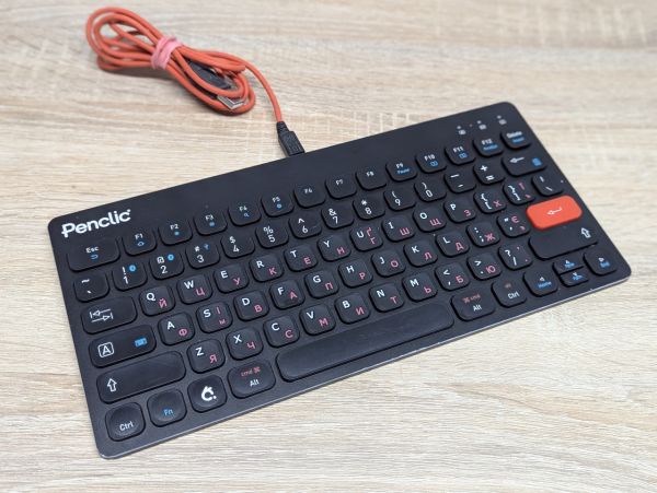 Б/В Бездротова ергономічна міні клавіатура Penclic KB3