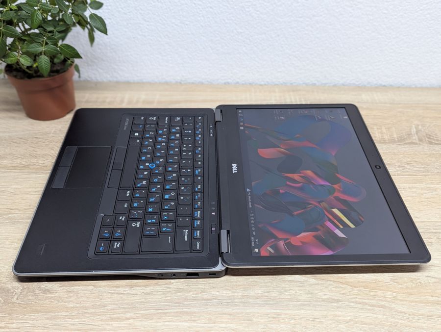 Ноутбук Б/В Dell Latitude E7440, Intel Core i7-4600U, DDR3 8GB, SSD 128GB, 14" Full HD