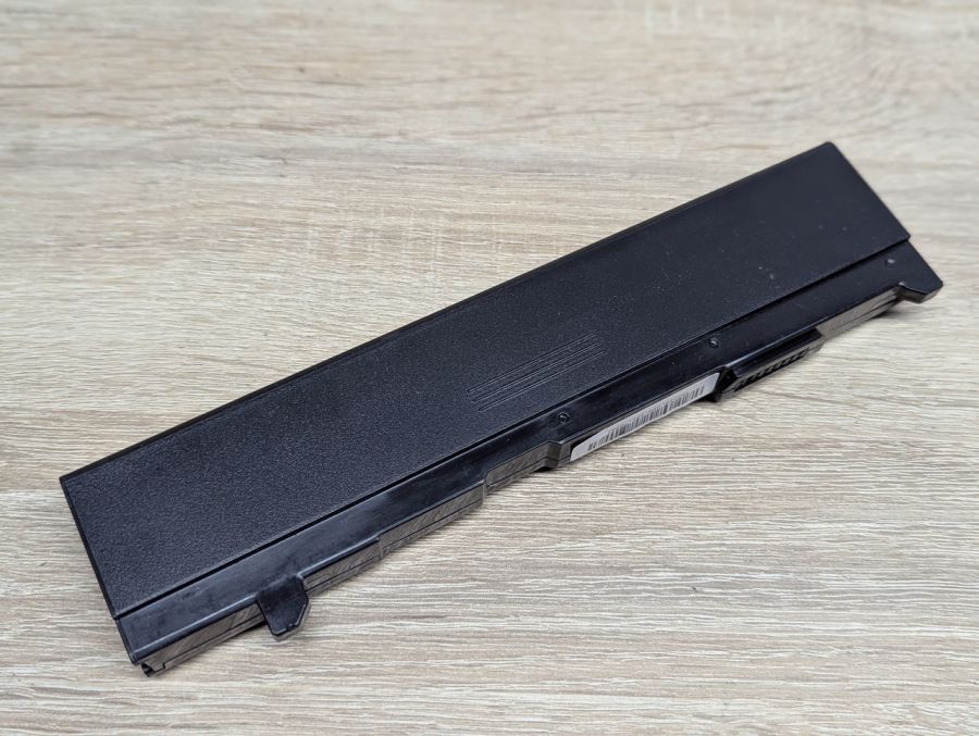 Б/В Акумуляторна батарея Toshiba PA3465U-1BRS [ProductHub SKU T-PA3465U]