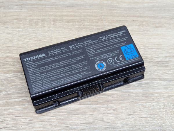 Б/В Акумуляторна батарея Toshiba PA3615U-1BRM