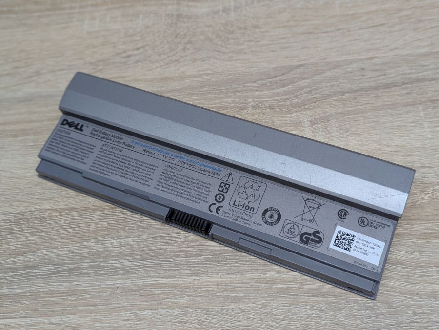 Б/В Акумуляторна батарея Dell Y085C