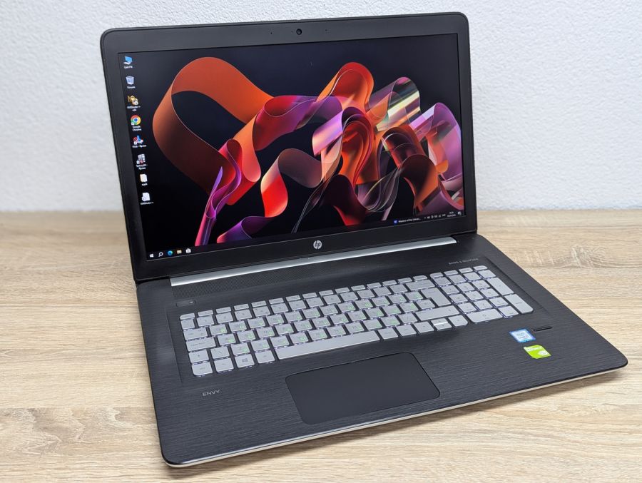 Ноутбук Б/В HP Envy Notebook, Intel Core i7-6500U, DDR3 16 GB, SSD 512GB, NVIDIA GeForce 940M 2Gb, 13" Full HD