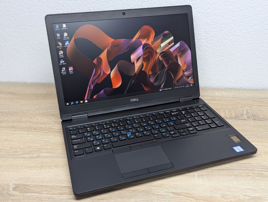 Ноутбук Б/В Dell Latitude 5580, Intel Core i5-6440HQ, DDR4 8 GB, SSD 128GB, 15.6" Full HD